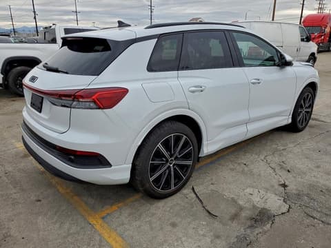 2025 Audi Q4 e-tron, VIN WA1B5BFZ3SP015026. Фото 3 з 6 з аукціону Copart. Каталог авто зі США OpenDataCar.