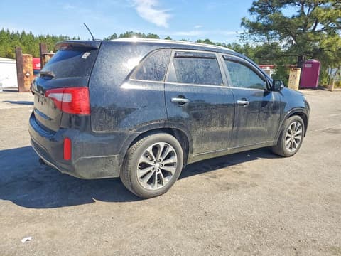2015 Kia Sorento, VIN 5XYKW4A78FG575928. Фото 3 из 6 с аукциона Copart. Каталог авто из США OpenDataCar.