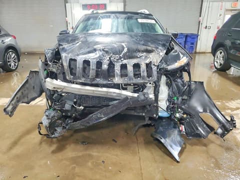 2018 Jeep Cherokee, VIN 1C4PJMLX6JD580103. Фото 5 з 6 з аукціону Copart. Каталог авто зі США OpenDataCar.