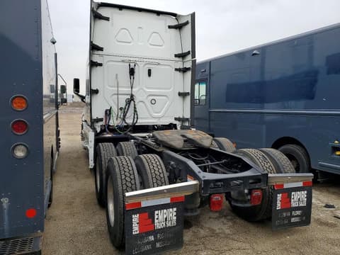 2023 Freigliner , VIN 3AKJHHDR3PSNZ3671. Фото 3 з 6 з аукціону Copart. Каталог авто зі США OpenDataCar.