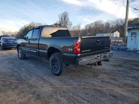 2005 Chevrolet Silverado, VIN 2GCEK19B351262293. Фото 2 из 6 с аукциона Copart. Каталог авто из США OpenDataCar.