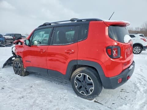 2015 Jeep Renegade, VIN ZACCJBCT8FPC47586. Фото 2 з 6 з аукціону Copart. Каталог авто зі США OpenDataCar.