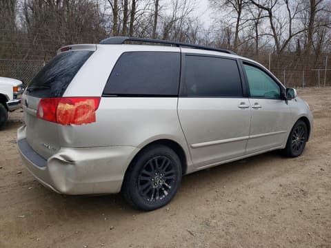 2009 Toyota Sienna, VIN 5TDZK22CX9S261912. Фото 3 из 6 с аукциона Copart. Каталог авто из США OpenDataCar.