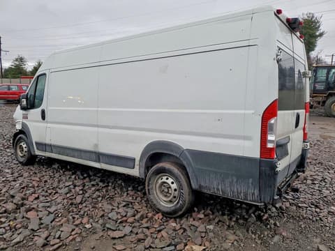 2015 Ram ProMaster 3500, VIN 3C6URVJG9FE520401. Фото 2 з 6 з аукціону Copart. Каталог авто зі США OpenDataCar.