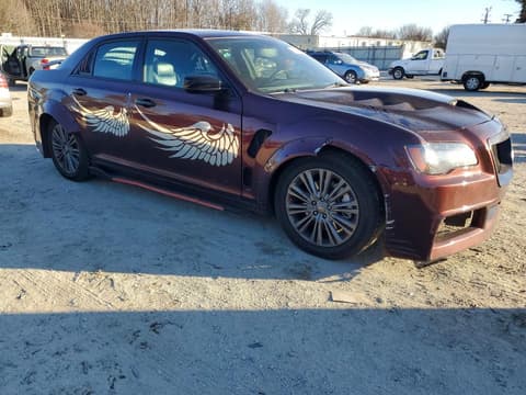 2014 Chrysler 300, VIN 2C3CCAJGXEH240346. Zdjęcie 4 z 6 z aukcji Copart. Katalog aut z USA OpenDataCar.