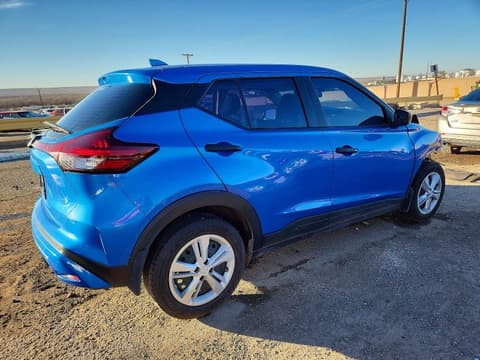 2021 Nissan Kicks, VIN 3N1CP5BV0ML527126. Фото 3 з 6 з аукціону Copart. Каталог авто зі США OpenDataCar.
