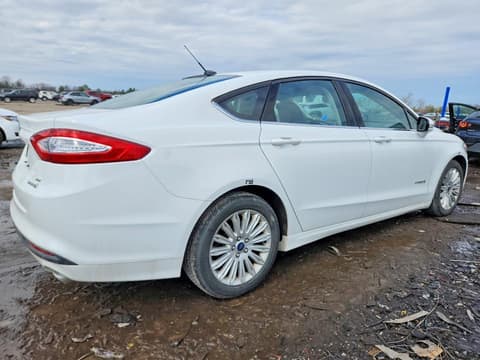 2015 Ford Fusion, VIN 3FA6P0LU1FR120134. Фото 3 з 6 з аукціону Copart. Каталог авто зі США OpenDataCar.