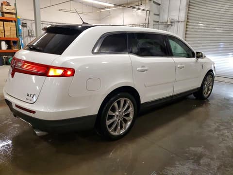 2011 Lincoln MKT, VIN 2LMHJ5ATXBBJ54108. Фото 3 з 6 з аукціону Copart. Каталог авто зі США OpenDataCar.