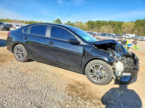 2023 Kia Forte, VIN 3KPF24AD2PE563758. Zdjęcie 4 z 6 z aukcji Copart. Katalog aut z USA OpenDataCar.