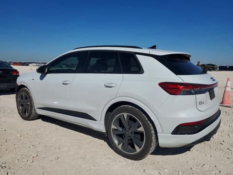 2024 Audi Q4 e-tron, VIN WA1KUBFZ0RP065315. Фото 2 из 6 с аукциона Copart. Каталог авто из США OpenDataCar.