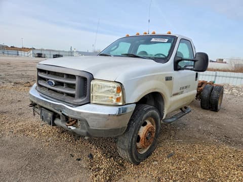 2004 Ford F-550 Super Duty, VIN 1FDAF57PX4EB46977. Фото 1 з 6 з аукціону Copart. Каталог авто зі США OpenDataCar.