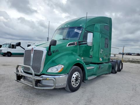 2019 Kenworth T680, VIN 1XKYDP9X9KJ226149. Фото 2 з 6 з аукціону Copart. Каталог авто зі США OpenDataCar.