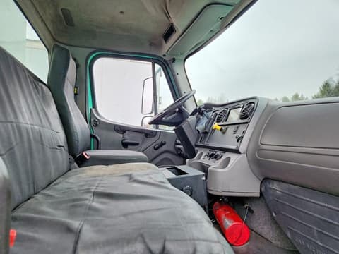 2014 Freightliner M2 106, VIN 1FVACXDT6EHFM2275. Фото 5 з 6 з аукціону Copart. Каталог авто зі США OpenDataCar.