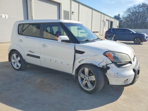 2011 Kia Soul, VIN KNDJT2A24B7260709. Фото 4 з 6 з аукціону Copart. Каталог авто зі США OpenDataCar.