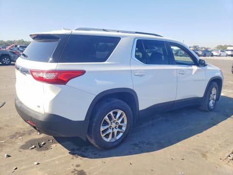 2018 Chevrolet Traverse, VIN 1GNERGKW8JJ131136. Фото 3 з 6 з аукціону Copart. Каталог авто зі США OpenDataCar.