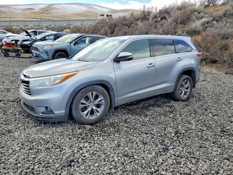 2015 Toyota Highlander, VIN 5TDBKRFH0FS127101. Фото 1 з 6 з аукціону Copart. Каталог авто зі США OpenDataCar.