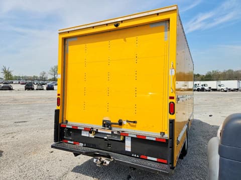 2022 Gmc Savana, VIN 7GZ37TC77NN001954. Фото 3 з 6 з аукціону Copart. Каталог авто зі США OpenDataCar.