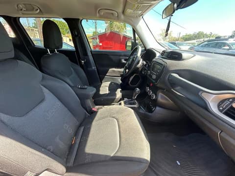 2016 Jeep Renegade, VIN ZACCJAAT4GPD60465. Фото 5 з 6 з аукціону Copart. Каталог авто зі США OpenDataCar.