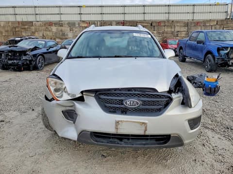 2007 Kia Rondo, VIN KNAFG525077088719. Фото 5 з 6 з аукціону Copart. Каталог авто зі США OpenDataCar.