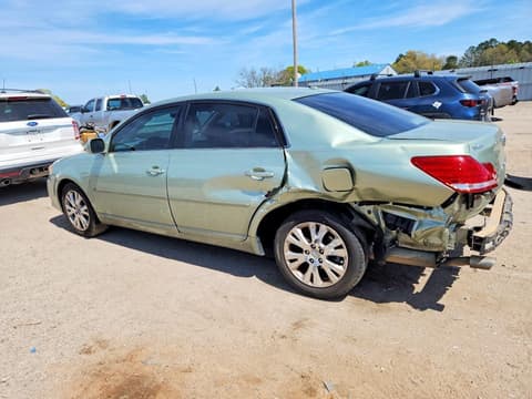 2010 Toyota Avalon, VIN 4T1BK3DB5AU361407. Фото 2 з 6 з аукціону Copart. Каталог авто зі США OpenDataCar.