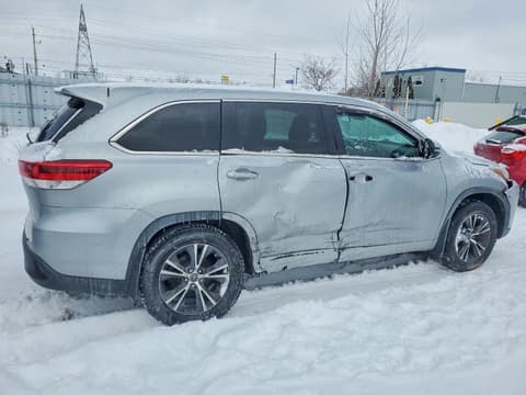 2017 Toyota Highlander, VIN 5TDBZRFH6HS484488. Фото 3 з 6 з аукціону Copart. Каталог авто зі США OpenDataCar.
