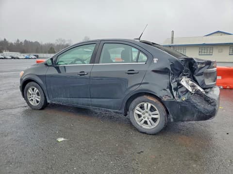 2013 Chevrolet Sonic, VIN 1G1JC5SHXD4250932. Фото 2 из 6 с аукциона Copart. Каталог авто из США OpenDataCar.