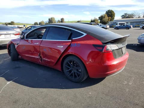 2020 Tesla Model 3, VIN 5YJ3E1EA8LF804882. Фото 2 з 6 з аукціону Copart. Каталог авто зі США OpenDataCar.