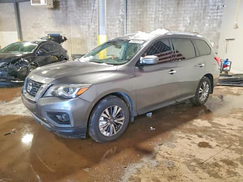 2017 Nissan Pathfinder, VIN 5N1DR2MMXHC697036. Фото 1 з 6 з аукціону Copart. Каталог авто зі США OpenDataCar.