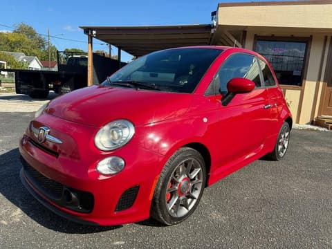 2012 Fiat 500, VIN 3C3CFFFH8CT337233. Фото 2 з 6 з аукціону Copart. Каталог авто зі США OpenDataCar.