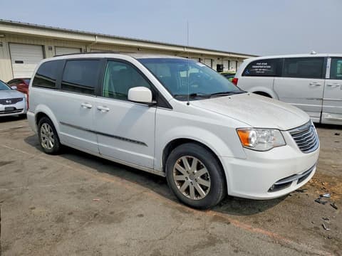 2015 Chrysler Town & Country, VIN 2C4RC1BG5FR572663. Фото 4 з 6 з аукціону Copart. Каталог авто зі США OpenDataCar.