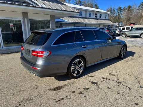 2017 Mercedes-benz E-Class, VIN WDDZH6GB9HA239374. Фото 4 з 6 з аукціону Copart. Каталог авто зі США OpenDataCar.