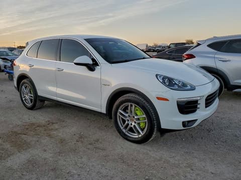 2016 Porsche Cayenne, VIN WP1AE2A24GLA64521. Фото 4 з 6 з аукціону Copart. Каталог авто зі США OpenDataCar.