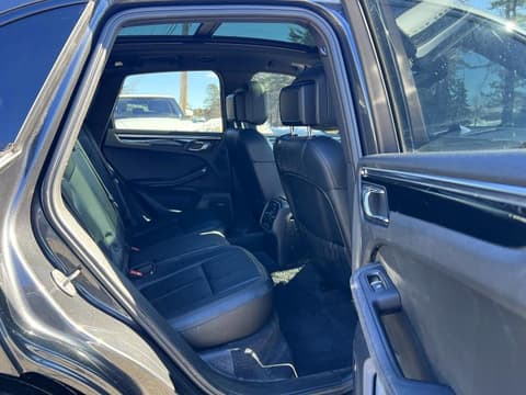 2017 Porsche Macan, VIN WP1AB2A58HLB10081. Фото 6 из 6 с аукциона Copart. Каталог авто из США OpenDataCar.