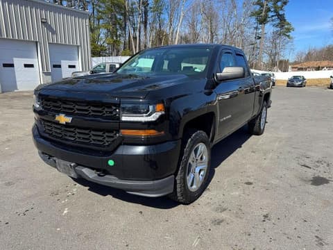 2017 Chevrolet Silverado, VIN 1GCVKPEC4HZ133590. Zdjęcie 1 z 6 z aukcji Copart. Katalog aut z USA OpenDataCar.