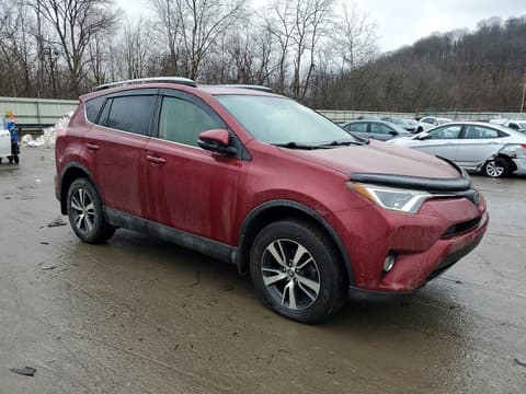 2018 Toyota RAV4, VIN JTMRFREV8JD255763. Фото 4 з 6 з аукціону Copart. Каталог авто зі США OpenDataCar.