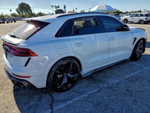 2022 Audi RS Q8, VIN WU1ARBF14ND007574. Фото 3 з 6 з аукціону Copart. Каталог авто зі США OpenDataCar.