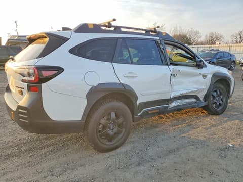 2022 Subaru Outback, VIN 4S4BTGUD2N3151431. Photo 3 of 6 from Copart auction. OpenDataCar US salvage catalog.