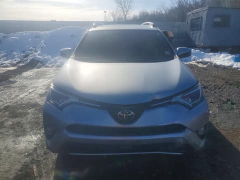 2018 Toyota RAV4, VIN JTMRFREV1JJ235825. Фото 5 з 6 з аукціону Copart. Каталог авто зі США OpenDataCar.