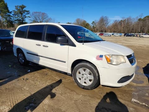 2013 Dodge Grand Caravan, VIN 2C4RDGBGXDR648746. Фото 4 з 6 з аукціону Copart. Каталог авто зі США OpenDataCar.