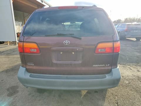 2000 Toyota Sienna, VIN 4T3ZF13C3YU226557. Фото 6 з 6 з аукціону Copart. Каталог авто зі США OpenDataCar.