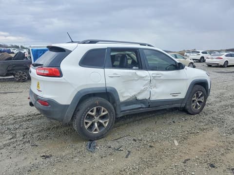 2015 Jeep Cherokee, VIN 1C4PJMBSXFW662658. Фото 3 з 6 з аукціону Copart. Каталог авто зі США OpenDataCar.