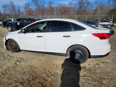 2016 Ford Focus, VIN 1FADP3E24GL356894. Фото 2 из 6 с аукциона Copart. Каталог авто из США OpenDataCar.