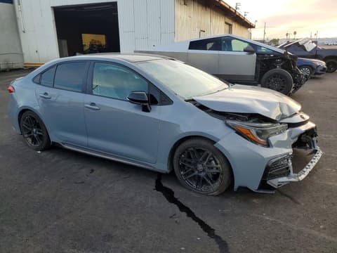 2022 Toyota Corolla, VIN 5YFS4MCE0NP136573. Фото 4 з 6 з аукціону Copart. Каталог авто зі США OpenDataCar.