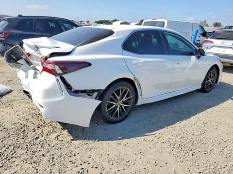 2021 Toyota Camry, VIN 4T1T11AK5MU430052. Фото 3 з 6 з аукціону Copart. Каталог авто зі США OpenDataCar.