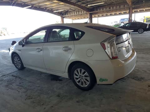 2013 Toyota Prius Plug-In, VIN JTDKN3DP2D3034075. Фото 2 з 6 з аукціону Copart. Каталог авто зі США OpenDataCar.