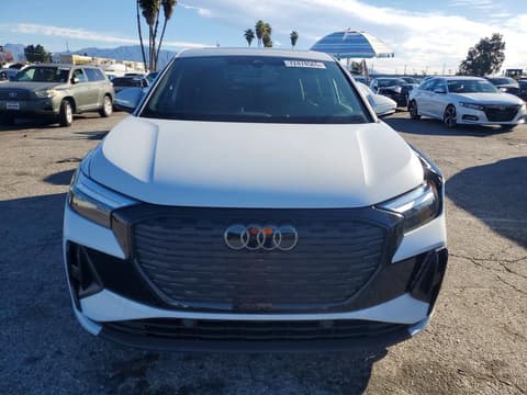 2025 Audi Q4 e-tron Sportback, VIN WA13UBFZ3SP043495. Фото 5 из 6 с аукциона Copart. Каталог авто из США OpenDataCar.