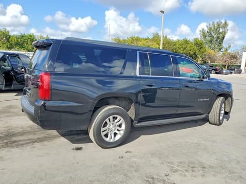 2019 Chevrolet Suburban, VIN 1GNSKHKC4KR376926. Фото 3 з 6 з аукціону Copart. Каталог авто зі США OpenDataCar.