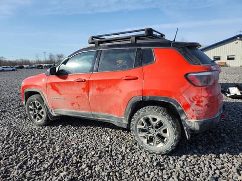 2018 Jeep Compass, VIN 3C4NJDDBXJT403624. Фото 2 з 6 з аукціону Copart. Каталог авто зі США OpenDataCar.