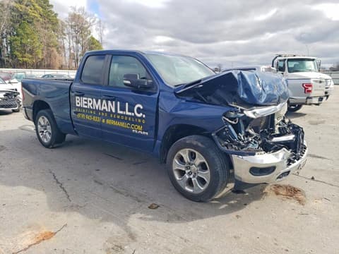 2021 Ram 1500, VIN 1C6SRFBT1MN688681. Фото 4 з 6 з аукціону Copart. Каталог авто зі США OpenDataCar.