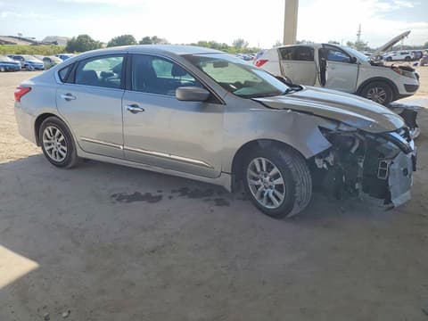2017 Nissan Altima, VIN 1N4AL3AP0HC117599. Фото 4 из 6 с аукциона Copart. Каталог авто из США OpenDataCar.